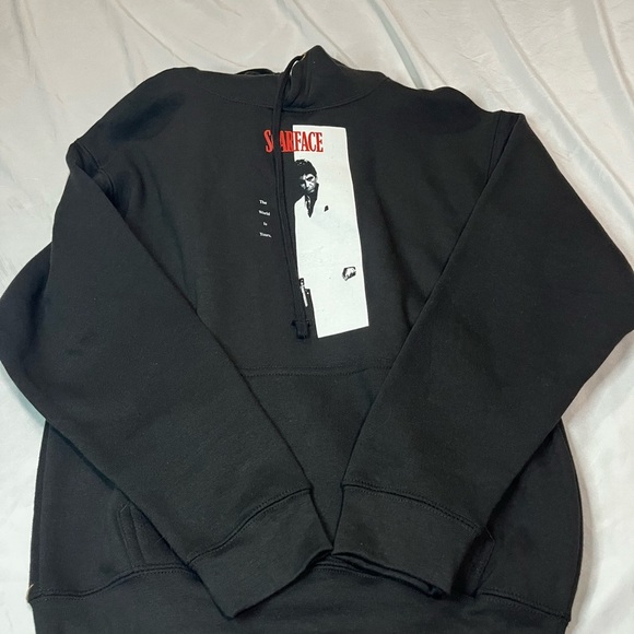 Hybrid Apparel Black Graphic Crewneck Sweater - Picture 1 of 4
